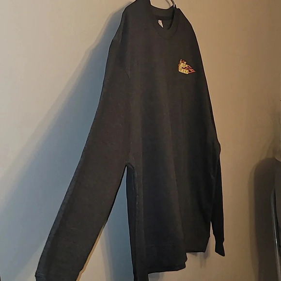 Men's 3XL dark gray CALI BLAZE crewneck sweater brand new from vendor LOT D3 - Picture 3 of 4